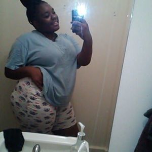 Meet your Posher, Elise